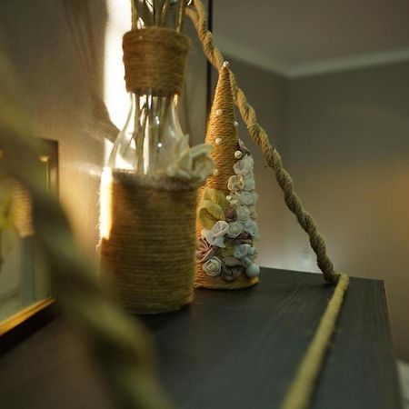 Appartamento Cozy Flat In Center Of Tbilisi Esterno foto