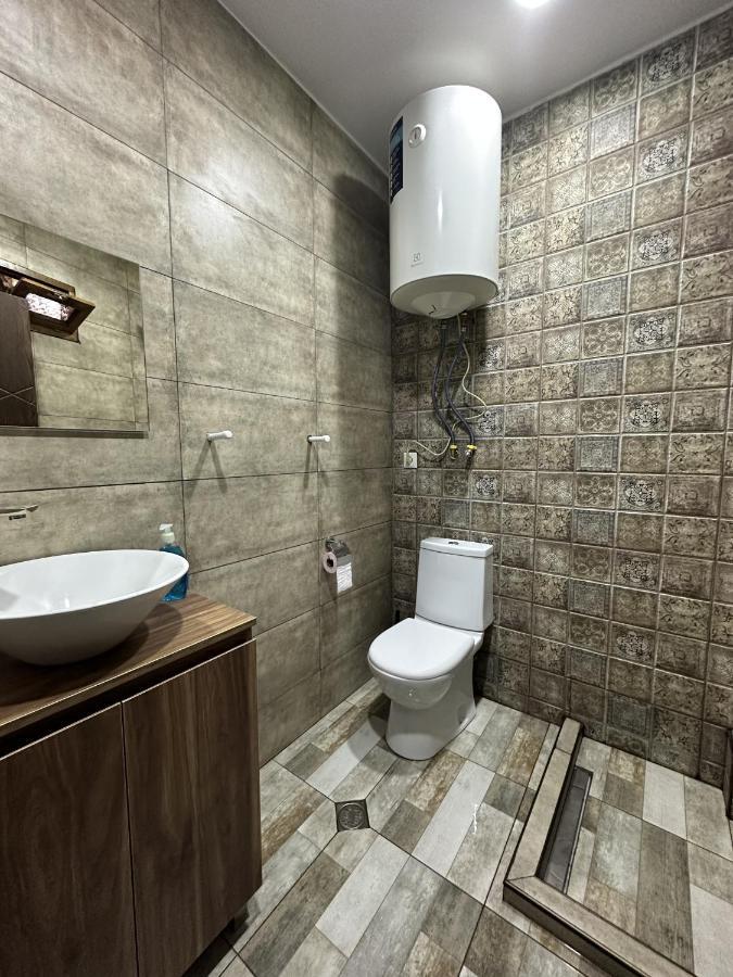Appartamento Cozy Flat In Center Of Tbilisi Esterno foto
